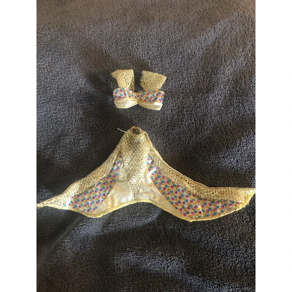 Vintage Barbie Mermaid Gold Top t &‎ Tail -